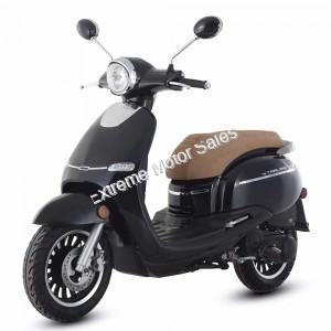 Trailmaster Turino 150A 150cc Gas Scooter Moped Retro Style