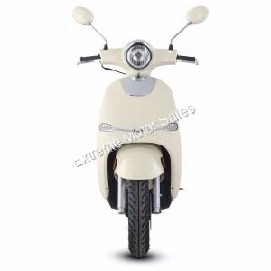 Trailmaster Turino 150A 150cc Gas Scooter Moped Retro Style